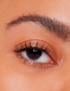 essence Lash Like a Boss řasenka pro objem délku a oddělení řas odstín Ultra Black 95 ml