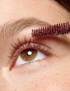 essence Lash PRINCESS řasenka pro efekt umělých řas odstín Burgundy 12 ml