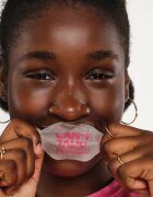essence LIP SHEET plátýnková maska na rty 01 CAN`T TALK! 1 ks