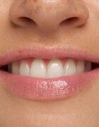 essence LIP swirl hydratační maska na rty s vyživujícím účinkem 8 g