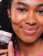 essence LIP swirl hydratační maska na rty s vyživujícím účinkem 8 g
