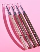 essence Microblading tužka na obočí se štětečkem odstín Light Brown 0.6 ml