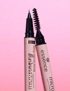essence Microblading tužka na obočí se štětečkem odstín Sofr Blonde 0.6 ml