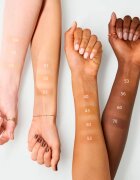 essence NATURAL MATTE MOUSSE pěnový make-up odstín 02 16 g