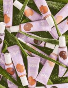 essence SKIN tint lehký hydratační make-up SPF 30 odstín 20 30 ml