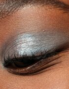 essence The Grey Edition paletka očních stínů mini 3.6 g