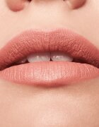 essence The slim STICK dlouhotrvající rtěnka odstín 102 Over The Nude 17 ml