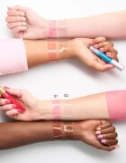 essence WHAT THE FAKE! lesk na rty s chladivým účinkem 42 ml