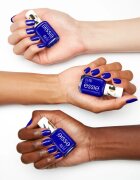 Essie Snow White lak na nehty odstín brave and true 13.5 ml