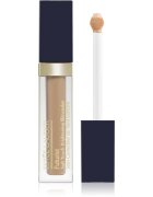 Estée Lauder Futurist Soft Touch Brightening Skincealer korektor pro rozjasnění pleti odstín 1C 6 ml