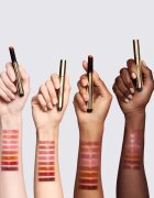 Estée Lauder Pure Color Melt-On Glosstick vysoce pigmentovaný lesk na rty v tyčince odstín Melted Melon 1.8 g