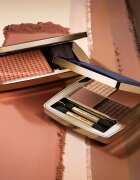 Estée Lauder Pure Color The Essential Eyeshadow Quad paletka očních stínů s aplikátorem odstín Gallery Hop 4 g