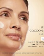 Estée Lauder Revitalizing Supreme+ Youth Power Creme denní liftingový a zpevňující krém pro rozjasnění a vyhlazení pleti 30 ml
