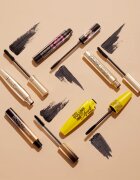 Eveline Cosmetics Volume Celebrities řasenka pro objem odstín Deep Black 9 ml