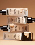 Eveline Cosmetics Wonder Match dlouhotrvající tekutý make-up s kyselinou hyaluronovou odstín 12 Light Natural 30 ml