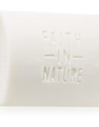 Faith In Nature Coconut & Shea Butter organický tuhý šampon dodávající hydrataci a lesk 85 g