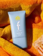 flormar Glow Up Sun Base SPF 50 hydratační podkladová báze pod make-up pro rozjasnění pleti SPF 50 40 ml
