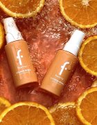 flormar Vitamin Bomb Serum&Primer rozjasňující sérum s vitamíny B C E 30 ml