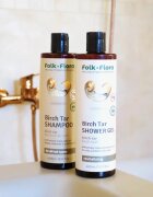 Folk & Flora Birch Tar hluboce čisticí šampon pro suchou a svědící pokožku 400 ml