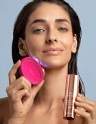 FOREO BEAR™ 2 mikroproudový tonizační přístroj na obličej Fuchsia 1 ks