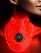 FOREO FAQ™ 211 LED maska na krk a dekolt proti stárnutí pokožky 1 ks