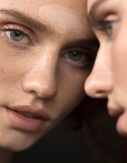 FOREO FAQ™ Microneedling Anti-Wrinkle náplasti na čelo proti vráskám s kyselinou hyaluronovou 3 ks