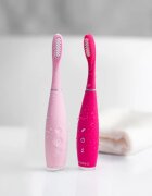 FOREO ISSA™ 4 elektrický zubní kartáček Pearl Pink 1 ks