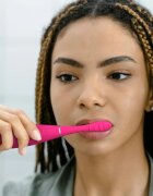 FOREO ISSA™ 4 Smile elektrický zubní kartáček od 5 let Wild Strawberry 1 ks