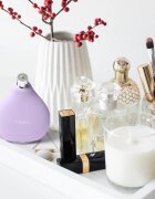 FOREO KIWI™ Derma zařízení pro diamantovou mikrodermabrazi a čištění pórů 1 ks