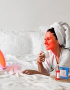 FOREO UFO™ LED Lighthouse Panel zabudovaná LED světelná terapie Red Blue & Amber LED Light Therapy 1 ks