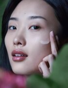 fresh Lotus Youth Preserve Resurfacing Dream Serum noční sérum s AHA kyselinami 30 ml