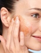 fresh Sugar Strawberry Face Wash exfoliační čisticí gel 125 ml