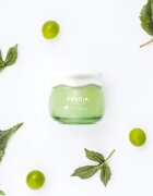 Frudia Green Grape hydratační gel krém pro stažení pórů 55 g