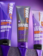 Fudge Clean Blonde Damage Rewind fialový tónovací šampon pro blond a melírované vlasy 250 ml