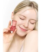 fwee 3D Voluming Gloss hydratační lesk na rty pro zvětšení objemu odstín A05 Currant 30% 5.3 g