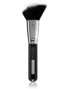 Gabriella Salvete Tools Contour Brush konturovací štětec 1 ks