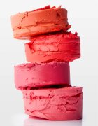Glow Hub Buff Blush krémová tvářenka v tyčince odstín Hot Flush 5 g