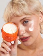 Glow Hub The Super C Slayer hydratační krém na obličej s vitaminem C 50 g