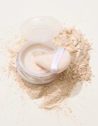 GOSH COPENHAGEN Bake N Set sypký pudr odstín 002 Soft Yellow 15 g
