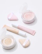 GOSH COPENHAGEN Bake N Set sypký pudr odstín 002 Soft Yellow 15 g