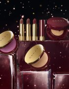 Gucci Beauty Holiday Cushion de Beauté kompaktní make-up SPF 20 odstín 02 14 g