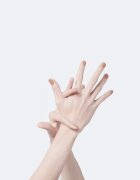 Gucci Beauty Vernis à Ongles lak na nehty odstín 212 Annabel Rose 10 ml
