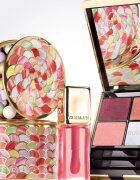 GUERLAIN Météorites Light Revealing Pearls of Powder tónovací perly na tvář odstín 01 Pearly White / Blanc de Perle 20 g