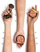 GUERLAIN Terracotta Light bronzující rozjasňující pudr limitovaná edice odstín 03 Medium Warm 10 g