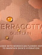 GUERLAIN Terracotta Light bronzující rozjasňující pudr plnitelný odstín 01 Light Warm 10 g