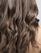Hair Rituel by Sisley Revitalizing Smoothing Shampoo with Macadamia oil uhlazující šampon pro všechny typy vlasů 200 ml