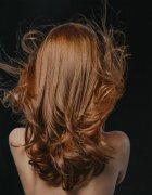 Hair Rituel by Sisley Revitalizing Volumizing Shampoo with Camellia oil šampon pro objem jemných vlasů bez obsahu sulfátů 500 ml