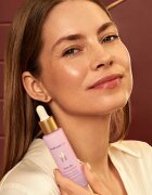 Health Labs Care Slow On vyhlazující sérum pro hydrataci a rozjasnění pleti s peptidy 30 ml
