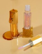 I Heart Revolution Honey Bear tónovací olej na rty pro hydrataci a lesk odstín Rose 4 ml