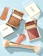 ICONIC London Cheek Glow Duo Brush oboustranný štětec 1 ks